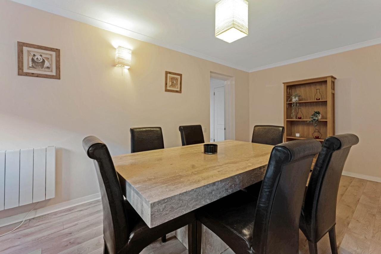 Elegant & Unique Getaway - Spacious 3 Bedroom, 2 Bathroom City Centre Apartment - Free Allocated Parking. Edinburgh Ngoại thất bức ảnh