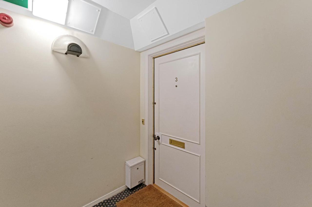 Elegant & Unique Getaway - Spacious 3 Bedroom, 2 Bathroom City Centre Apartment - Free Allocated Parking. Edinburgh Ngoại thất bức ảnh
